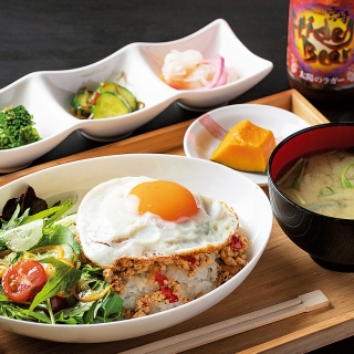 博多・中小路　珈琲と麦酒