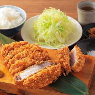 とんかつ　虹の豚