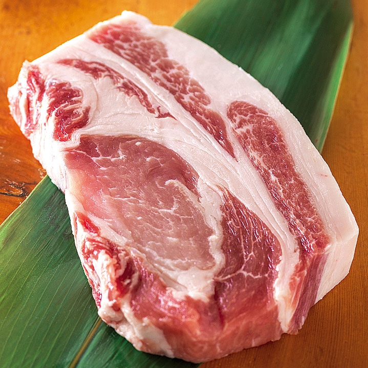とんかつ　虹の豚