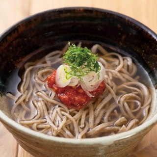天蕎麦や 月を忘れてゐた