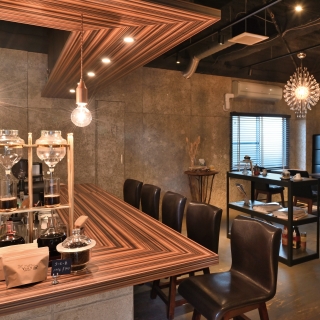 ViiiV cafe