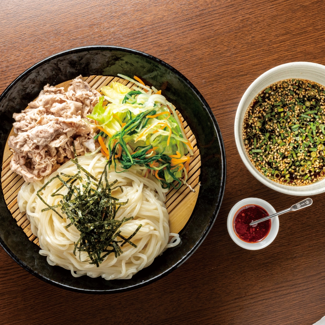 練り込みうどん　権