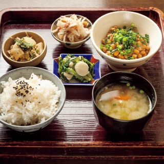 喫茶・喫酒　おまめ